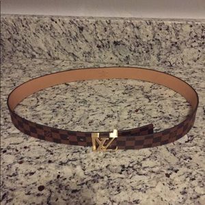 Louis Vuitton men’s belt